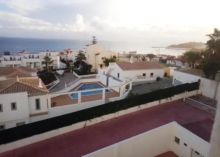 Sunset Seaviews Apartment *